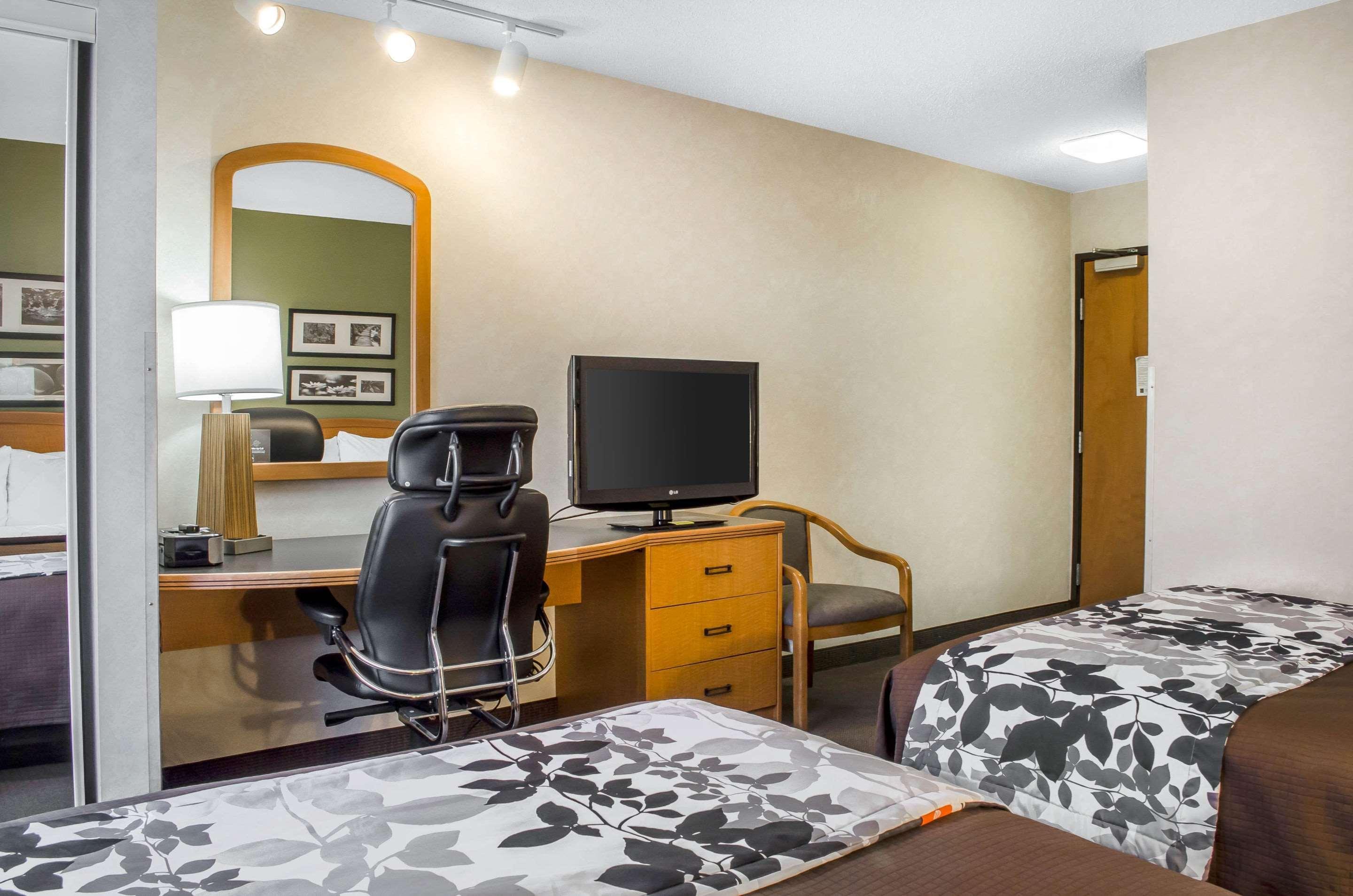 Sleep Inn & Suites Bensalem Exterior photo